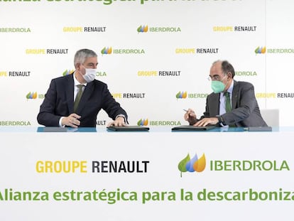 José Vicente de los Mozos, director industrial del grupo Renault y presidente-director general de Renault Iberia, e Ignacio Galán, presidente de Iberdrola.