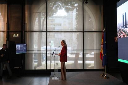 Cristina Cifuentes, durante una de sus comparecencias. 