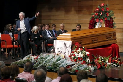 El secretario general de CCOO, Ignacio Fernández Toxo, durante su intervención en el último homenaje al histórico dirigente comunista Santiago Carrillo.