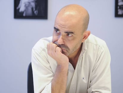El escritor argentino Eduardo Sacheri