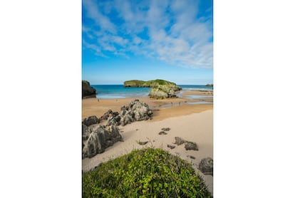 La playa de Borizu, en la costa central de Llanes.