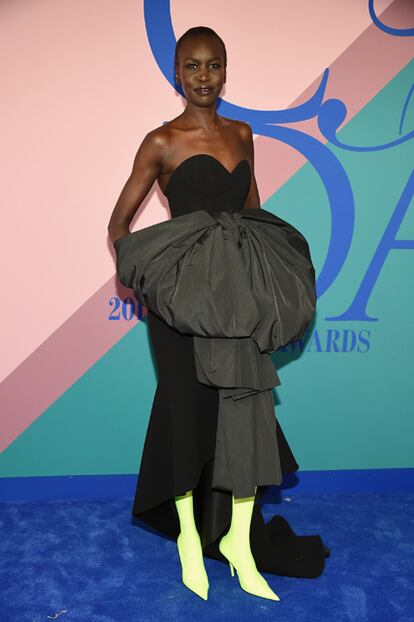 Alek Wek, de Balenciaga.