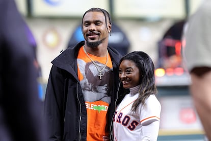 Simone Biles and Jonathan Owens