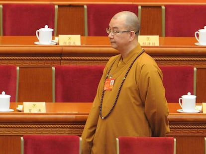 El maestro budista Xuecheng, en la Conferencia Consultiva Política del Pueblo Chino en 2014