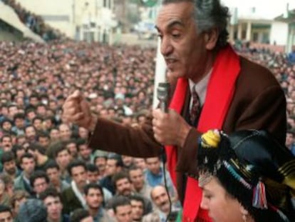 Husein Ait Ahmed en el mitin final de su camapa&ntilde;a electoral en diciembre de 1991.
