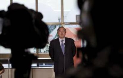 El presidente de la CEOE, Joan Rosell, durante la rueda de prensa este lunes en Madrid.