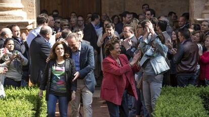 La vicepresidenta del Gobierno, Soraya Sáenz de Santamaría, con Alberto Fabra. Al lado Rita Barberá.