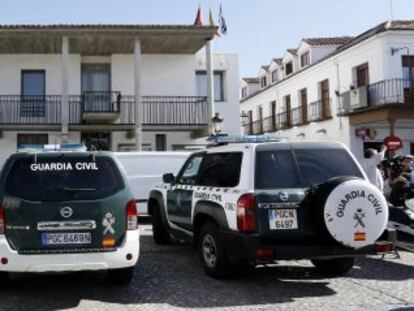 El Ayuntamiento de Valdemoro, durante el registro de la administración en la operación Púnica.