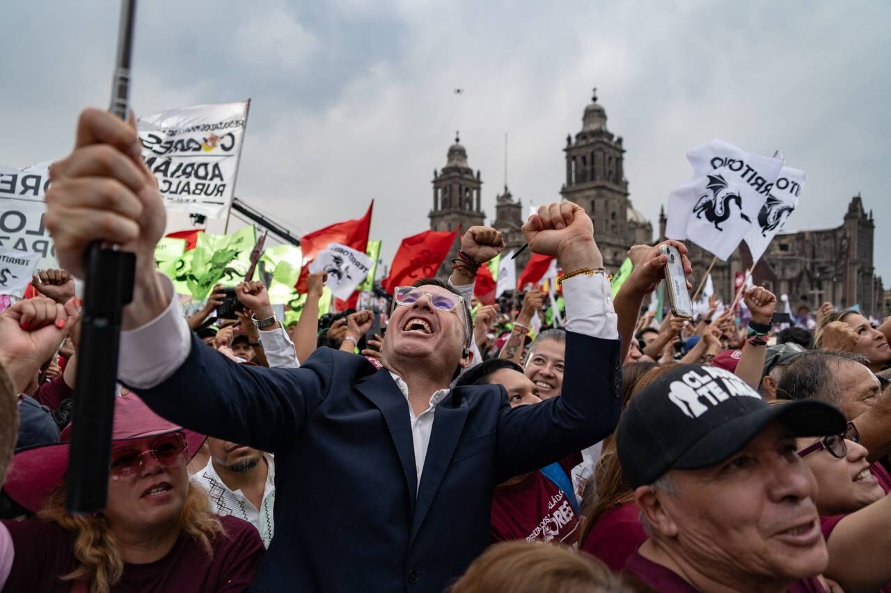 La candidata ha prometido que no volverán los gasolinazos, los aumentos a las tarifas de la luz, el Estado Mayor presidencial, pensiones a expresidentes.