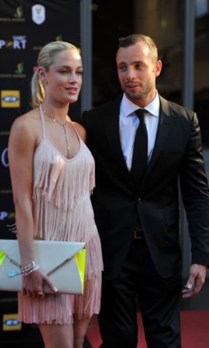 Oscar Pistorius, con la fallecida.