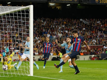 Pedri marca el único gol del partido entre el Barcelona y el Celta este domingo en el Camp Nou.