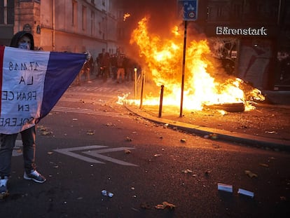 Una gran protesta clama en Francia contra la polémica ley de seguridad