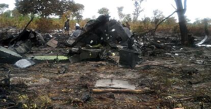 Restos del avión siniestrado en Namibia en noviembre. / AFP