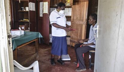 En Kenia, los pacientes nómadas con tuberculosis multirresistente se tratan en salas especialmente adaptadas.