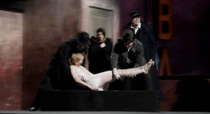 Escena de 'Katia Kabanova', dirigido por André Engel.