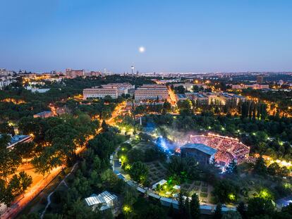 Imagen aérea de una edición pasada del festival Noches del Botánico