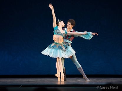 Tamara Rojo e Isaac Hernández interpretan 'Le Corsaire'.