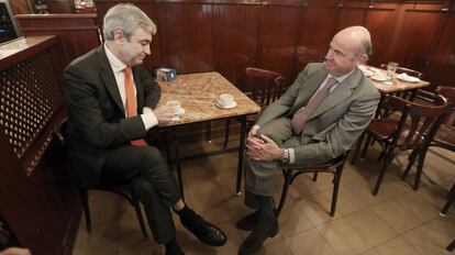 Luis Garicano, de Ciudadanos, y Luis de Guindos, ministro de Economía.