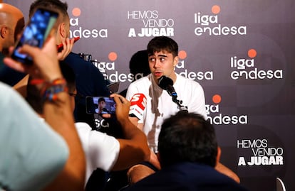 El jugador del Barcelona Juan Núñez, en la presentación de la Liga Endesa de este lunes.