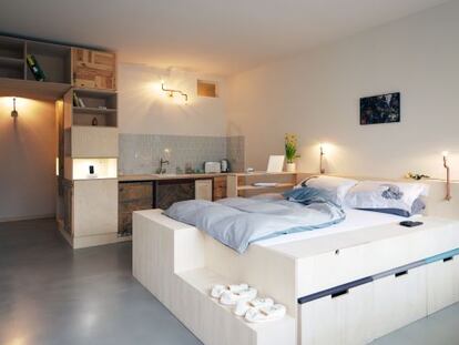Habitación del hotel Plus One Berlin, en la capital alemana.