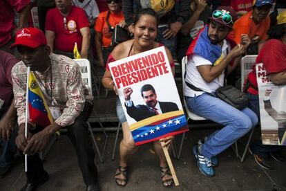 Un grupo de personas simpatizantes del presidente Maduro asistió el pasado sábado a un acto en el Palacio de Miraflores.