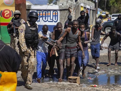 La fuga de más de 400 prisioneros en Haití, en imágenes