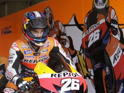 Dani Pedrosa antes del entrenamiento.