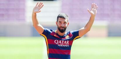 Arda Turan, en su presentación como azulgrana.