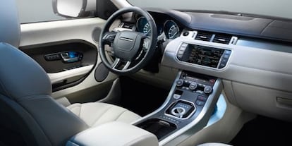 El Range Rover Evoque cuenta con un interior muy cuidado y bien aprovechado.