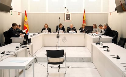 Vista de la Audiencia Nacional en la que se han estudiado este martes las alegaciones planteadas por las defensas de dos de los acusados en el juicio contra el mayor de los Mossos Josep Lluís Trapero. 