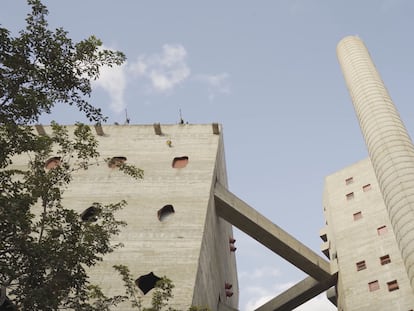 O prédio do Sesc Pompeia.