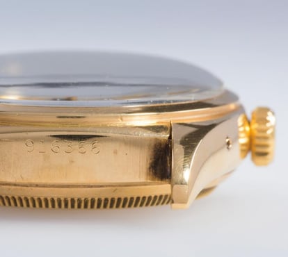 El número de serie de este Rolex 6062, que fue fabricado en 1952 y en 1954 fue entregado al último emperador de Vietnam, Bao Dai.