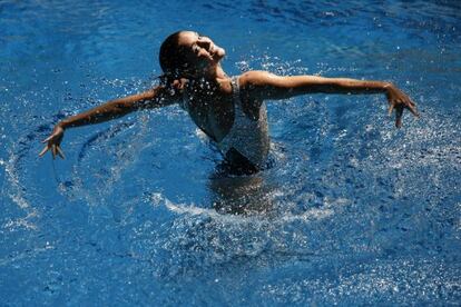 Ona Carbonell, durante los entrenamientos en las piscinas del Centro de Natación Mundial 86 de Madrid 