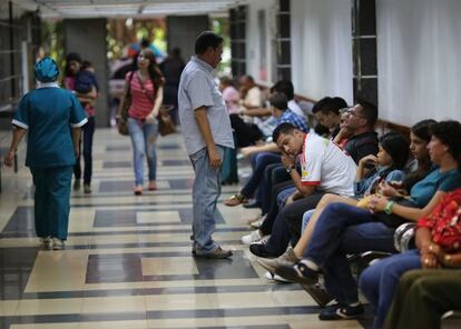 The emergency room at the Caracas Medical Center.