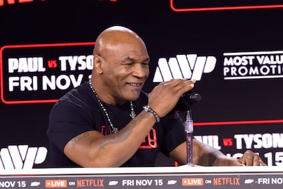 Mike Tyson en la rueda de prensa previa a su combate con Jake Paul, el 19 de agosto de 2024.