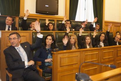 Toma de posesión de Ángel Currás como alcalde 