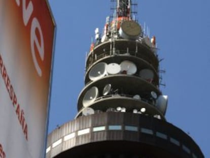 Vista de la torre de comunicaciones de RTVE.