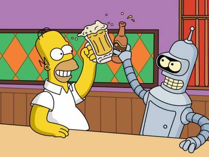 Homer y Bender brindan con cerveza artesana e industrial, respectivamente.