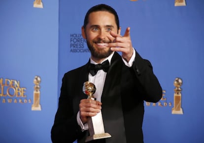 Jared Leto se lleva el galardón a mejor actor secundario en cine por 'Dallas Buyers Club', de Jean-Marc Vallée.