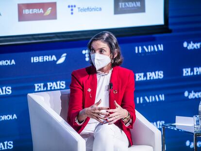 La ministra de Industria, Comercio y Turismo, Reyes Maroto, durante su intervención en el Foro Tendencias 2022, organizado por EL PAÍS.