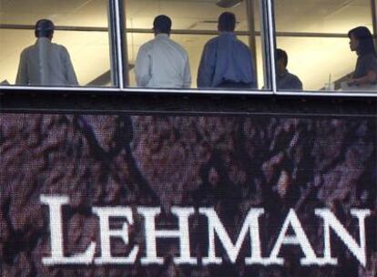 Sede neoyorquina de Lehman Brothers el 16 de septiembre de 2008, un día después de la quiebra.