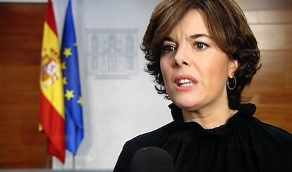 La vicepresidenta del Gobierno, Soraya S&aacute;enz de Santamar&iacute;a replicando al presidente de la Generalitat de Catalu&ntilde;a.