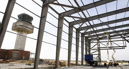 Construction work at the airfield in Castro de Rei, Lugo province.