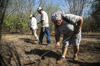 El colectivo Voces Unidas por la Vida en b&uacute;squeda de desaparecidos en Culiac&aacute;, Sinaloa.