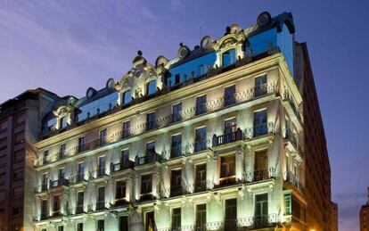 Fachada del hotel NH Palacio de Vigo. En una de sus habitaciones, un acaudalado empresario portugués intentó matar a su esposa en 2016.