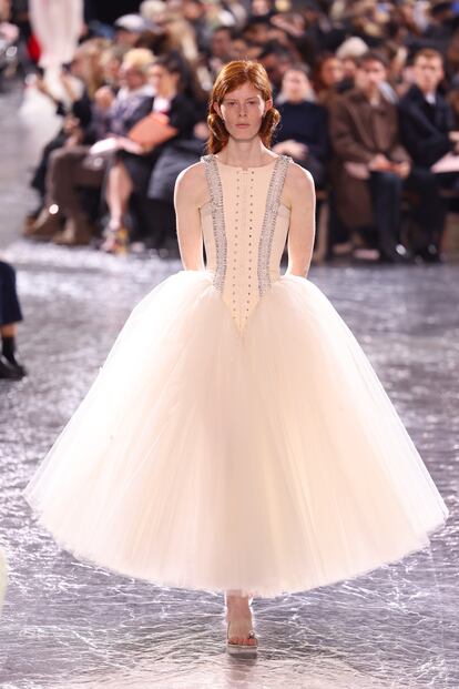 Una modelo durante el desfile de Jean Paul Gaultier en París, el 24 de enero de 2024.