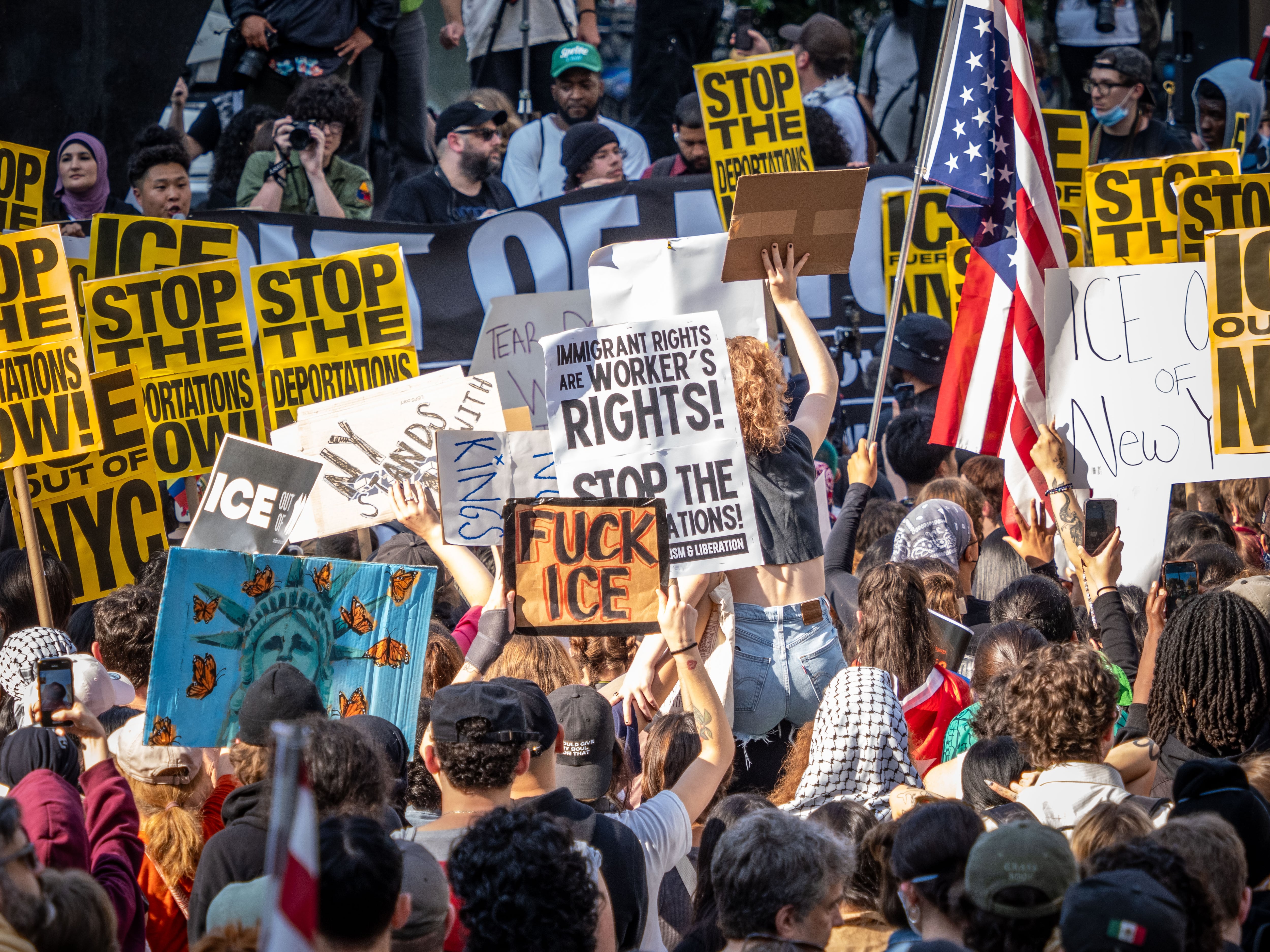 Las protestas de Los Ángeles se extienden al resto del país: “¡ICE, pa’ fuera!”