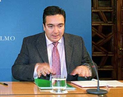 El portavoz del Gobierno andaluz, Enrique Cervera, ayer tras el Consejo de Gobierno.