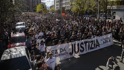 Miles de personas se manifiestan este sábado en Pamplona para pedir