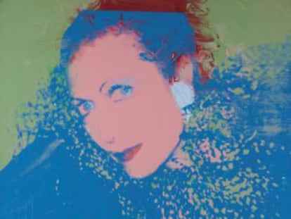 Imagen cedida por Christie's Images Ltd del retrato de Hélène Rochas, creado en 1974 por Andy Warhol